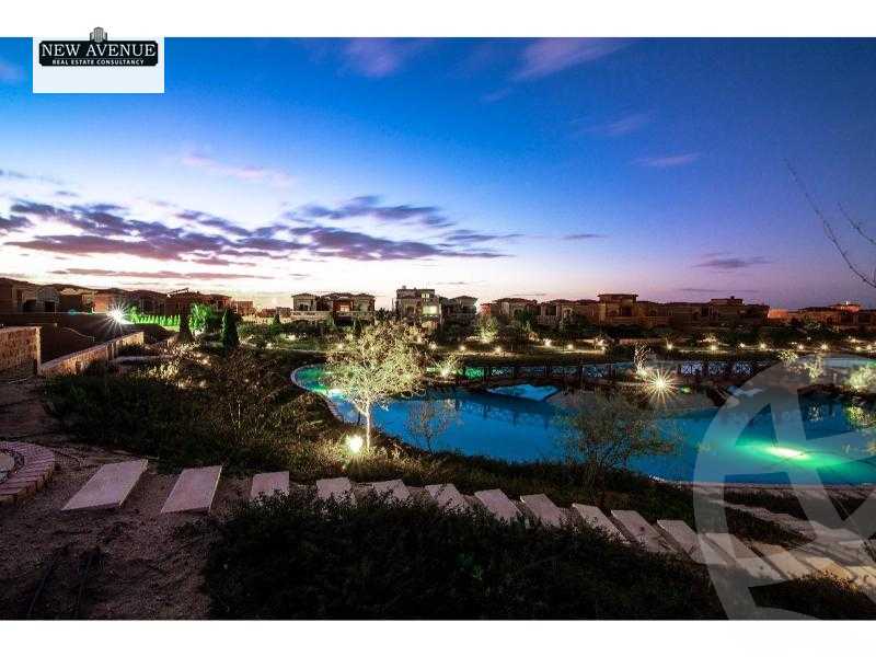 https://aqarmap.com.eg/ar/listing/6159642-for-sale-cairo-el-sheikh-zayed-city-compounds-royal-meadows