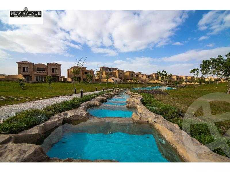 https://aqarmap.com.eg/ar/listing/6159642-for-sale-cairo-el-sheikh-zayed-city-compounds-royal-meadows