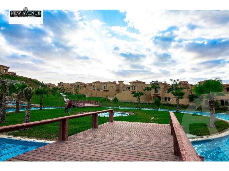 https://aqarmap.com.eg/ar/listing/6159642-for-sale-cairo-el-sheikh-zayed-city-compounds-royal-meadows