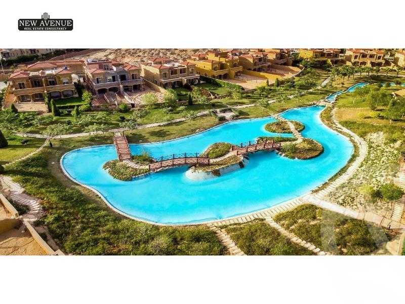https://aqarmap.com.eg/ar/listing/6159642-for-sale-cairo-el-sheikh-zayed-city-compounds-royal-meadows