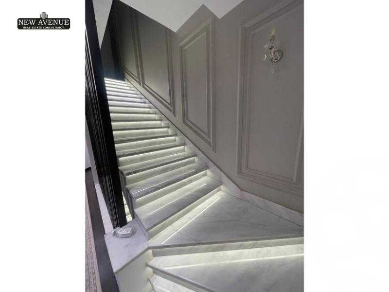 https://aqarmap.com.eg/ar/listing/6165543-for-sale-cairo-new-cairo-compounds-mountain-view-hyde-park