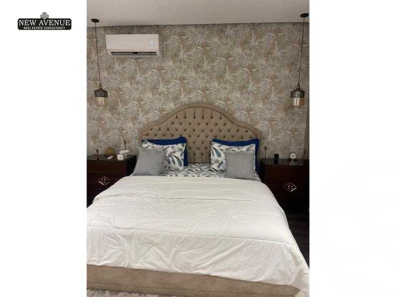https://aqarmap.com.eg/ar/listing/6165543-for-sale-cairo-new-cairo-compounds-mountain-view-hyde-park