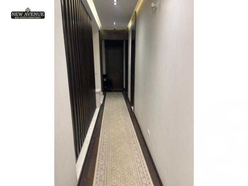 https://aqarmap.com.eg/ar/listing/6165543-for-sale-cairo-new-cairo-compounds-mountain-view-hyde-park
