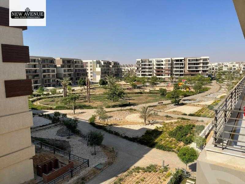 https://aqarmap.com.eg/ar/listing/6165567-for-sale-cairo-new-cairo-compounds-blm-hylz-nyw-kyrw