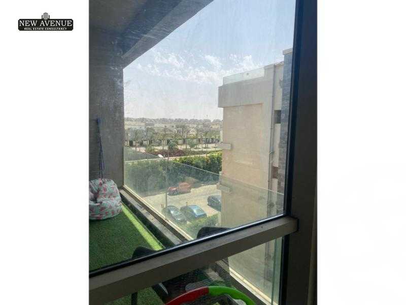 https://aqarmap.com.eg/en/listing/6165680-for-sale-cairo-new-cairo-compounds-moon-valley