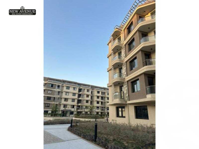 https://aqarmap.com.eg/ar/listing/6166025-for-sale-cairo-6th-of-october-hadaeq-october-kmbwnd-fy-hdyq-ktwbr-badya-compound-palm-hills