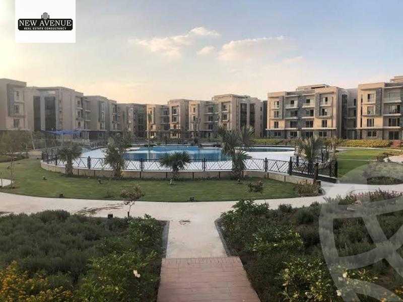 https://aqarmap.com.eg/en/listing/6167190-for-sale-cairo-new-cairo-compounds-moon-valley