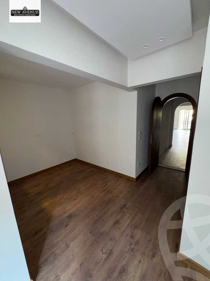https://aqarmap.com.eg/ar/listing/6173478-for-sale-cairo-new-cairo-compounds-stwn-ryzydns-by-ar-y-llttwyr