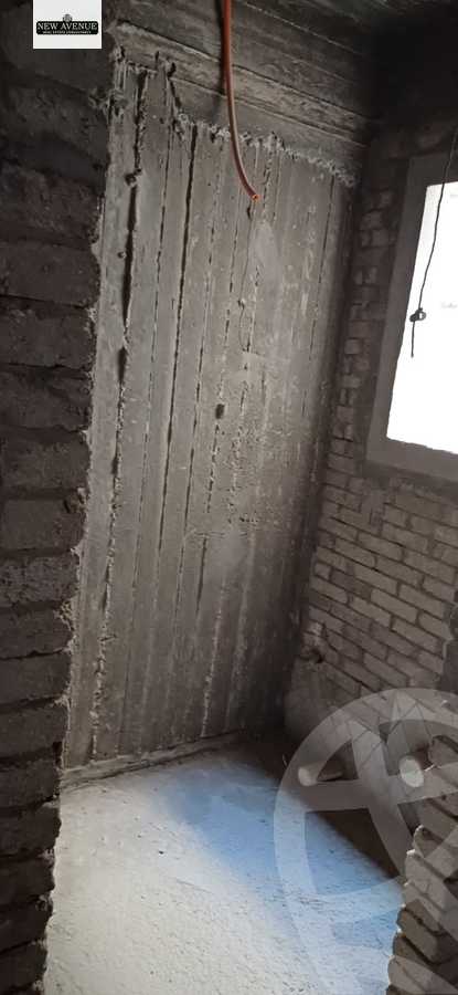 https://aqarmap.com.eg/en/listing/6176258-for-sale-cairo-new-cairo-compounds-mountain-view-hyde-park