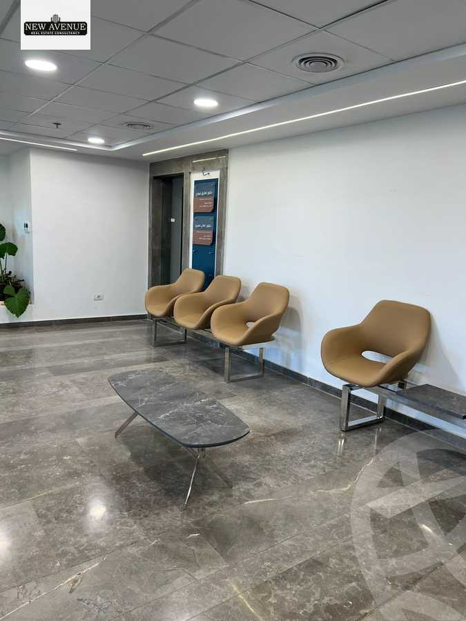 https://aqarmap.com.eg/ar/listing/6177833-for-rent-cairo-el-sheikh-zayed-city-compounds-kmbwnd-fyldj-wyst-dr-llttwyr