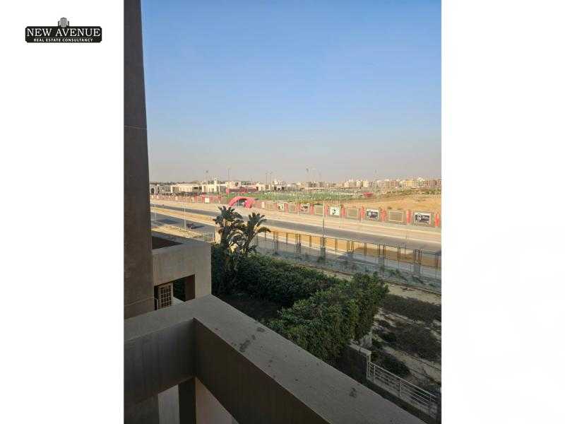 https://aqarmap.com.eg/ar/listing/6178129-for-sale-cairo-new-cairo-compounds-kmbwnd-fyldj-jyt-blm-hylz