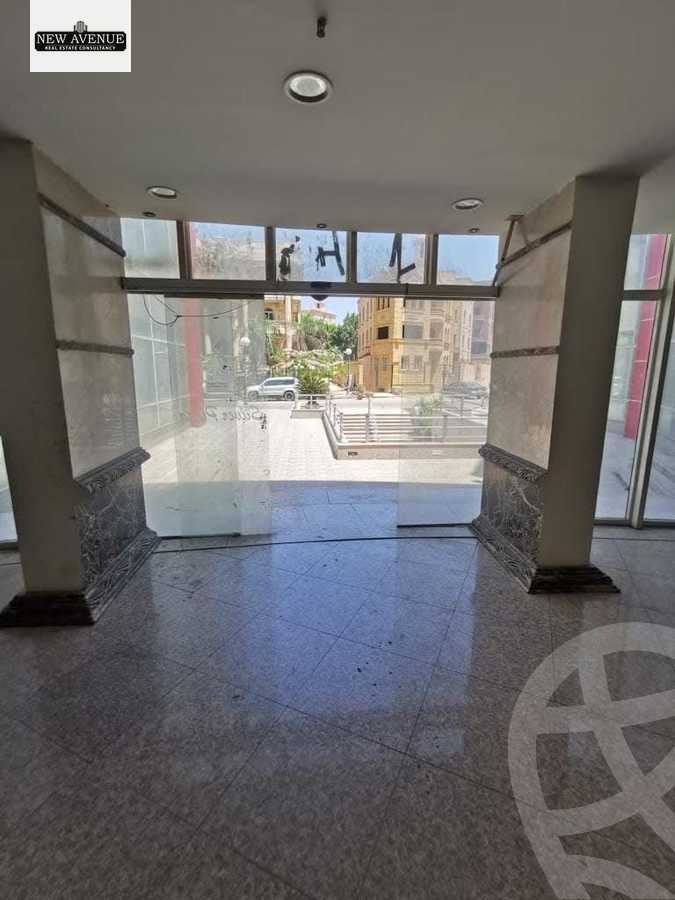 https://aqarmap.com.eg/en/listing/6180563-for-sale-cairo-new-cairo-first-settlement-mhwr-mstfy-kml