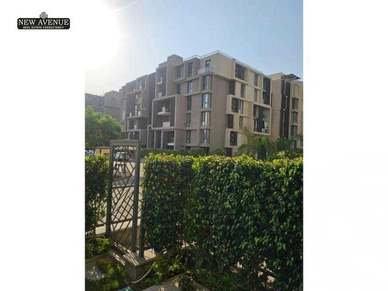 https://aqarmap.com.eg/ar/listing/6180766-for-sale-cairo-new-cairo-compounds-eastown-eastown-parks