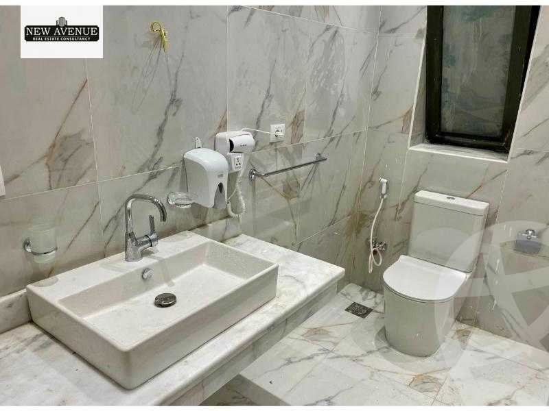 https://aqarmap.com.eg/en/listing/6182550-for-sale-cairo-new-cairo-compounds-lakeview-residence