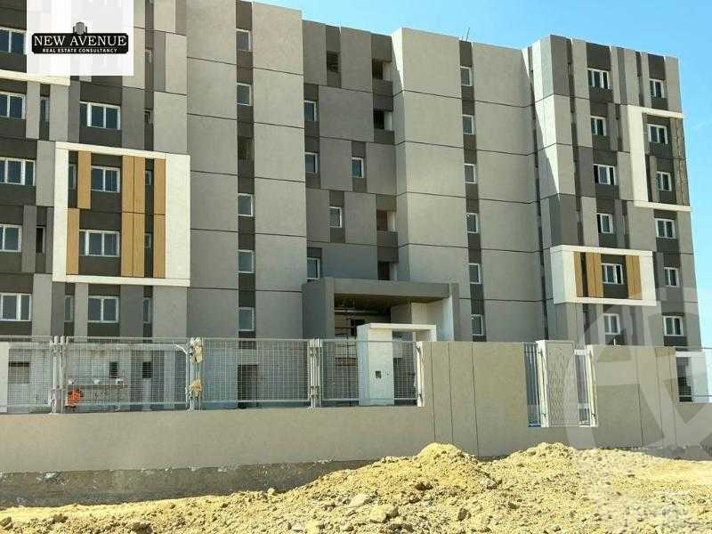 https://aqarmap.com.eg/en/listing/6186932-for-sale-cairo-new-cairo-compounds-park-view