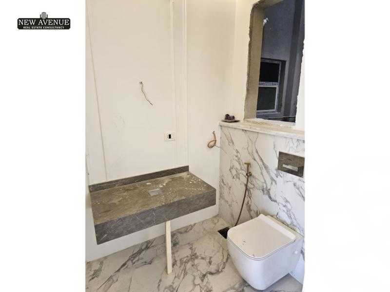 https://aqarmap.com.eg/ar/listing/6187245-for-sale-cairo-new-cairo-compounds-el-patio-oro
