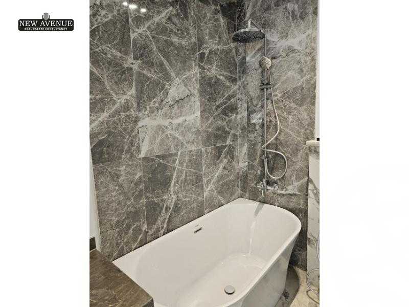 https://aqarmap.com.eg/ar/listing/6187245-for-sale-cairo-new-cairo-compounds-el-patio-oro