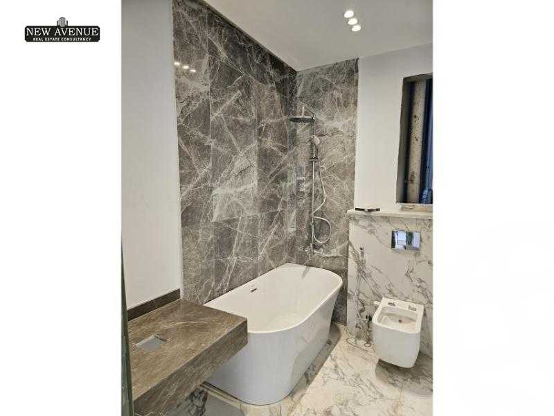 https://aqarmap.com.eg/ar/listing/6187245-for-sale-cairo-new-cairo-compounds-el-patio-oro