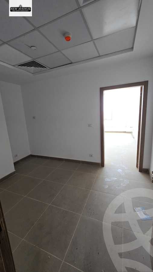 https://aqarmap.com.eg/en/listing/6187304-for-rent-cairo-new-cairo-compounds-jwr-kwmyrshyl-kwmblks-makeplace