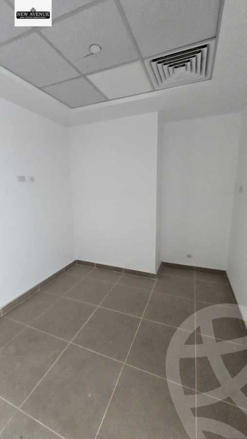 https://aqarmap.com.eg/en/listing/6187304-for-rent-cairo-new-cairo-compounds-jwr-kwmyrshyl-kwmblks-makeplace