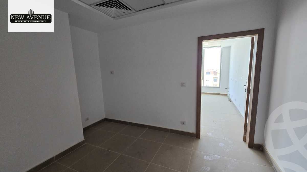 https://aqarmap.com.eg/en/listing/6187304-for-rent-cairo-new-cairo-compounds-jwr-kwmyrshyl-kwmblks-makeplace