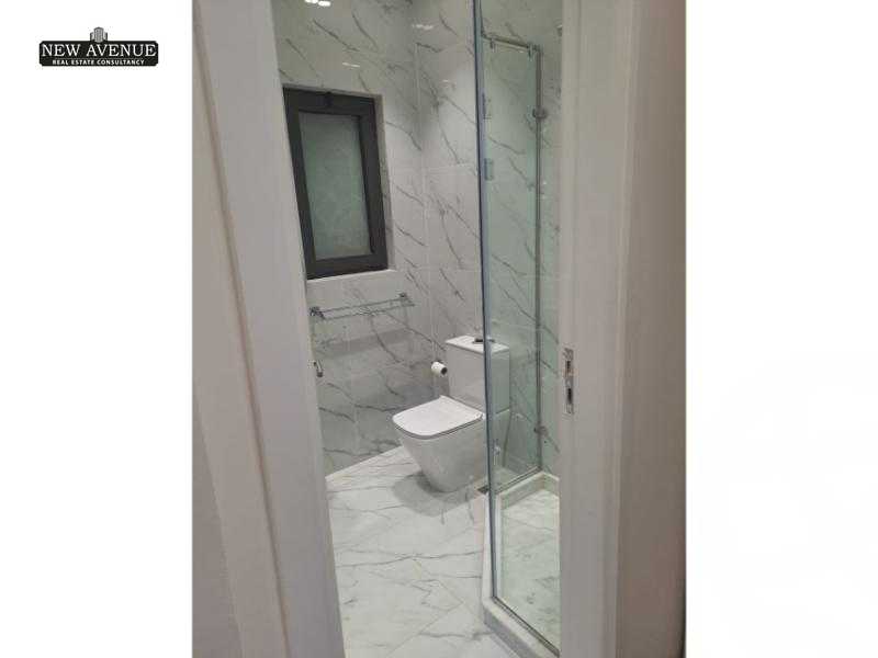 https://aqarmap.com.eg/en/listing/6187343-for-rent-cairo-new-cairo-compounds-lakeview-residence