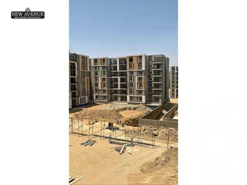 https://aqarmap.com.eg/ar/listing/6189962-for-sale-cairo-new-cairo-lmstqbl-syty-compounds-park-226-haptown-hassan-allam