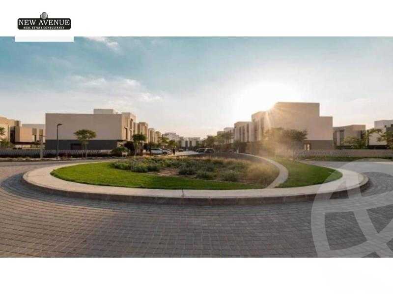 https://aqarmap.com.eg/ar/listing/6190516-for-sale-cairo-el-shorouk-compounds-al-burouj-compound-imkan