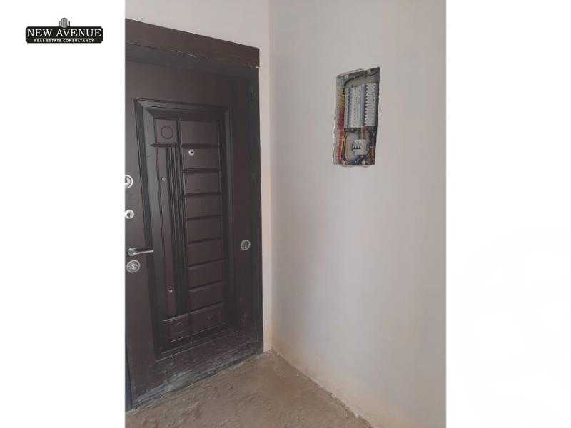 https://aqarmap.com.eg/ar/listing/6191663-for-sale-cairo-new-cairo-compounds-kmbwnd-fyldj-jyt-blm-hylz