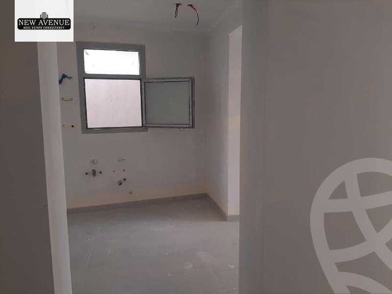 https://aqarmap.com.eg/ar/listing/6191663-for-sale-cairo-new-cairo-compounds-kmbwnd-fyldj-jyt-blm-hylz