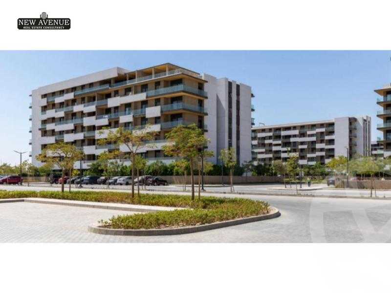 https://aqarmap.com.eg/en/listing/6191894-for-sale-cairo-el-shorouk-compounds-al-burouj-compound-imkan