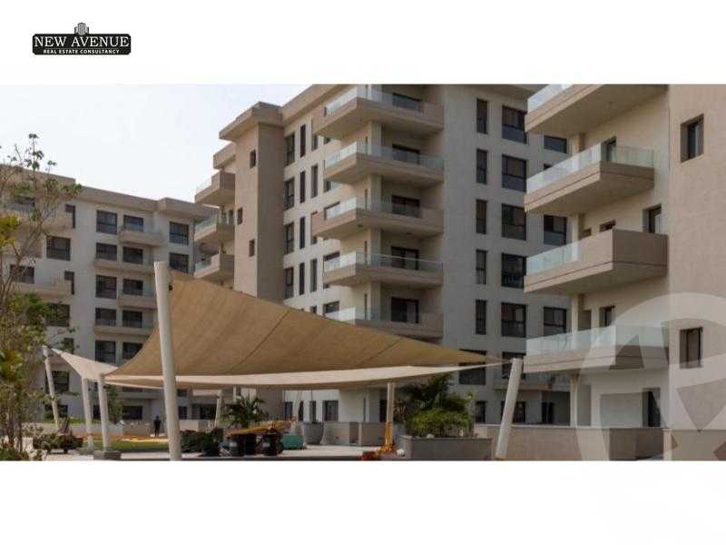 https://aqarmap.com.eg/en/listing/6191894-for-sale-cairo-el-shorouk-compounds-al-burouj-compound-imkan