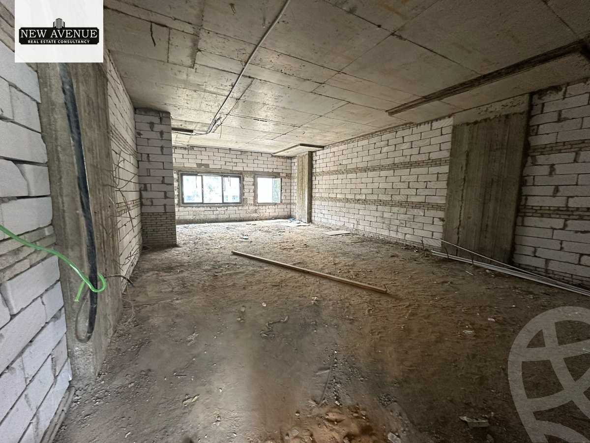 https://aqarmap.com.eg/en/listing/6205950-for-sale-cairo-new-cairo-compounds-lake-view-plaza-el-hazek