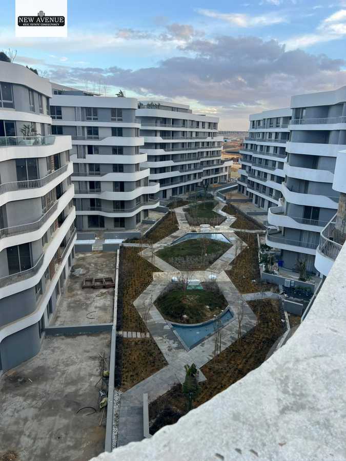 https://aqarmap.com.eg/ar/listing/6207208-for-sale-cairo-new-cairo-lmstqbl-syty-compounds-bloomfields