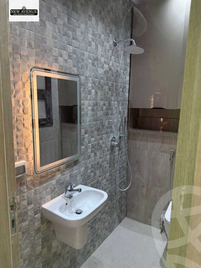 https://aqarmap.com.eg/ar/listing/6208058-for-sale-cairo-new-cairo-compounds-fyfth-skwyr-mwl-lmrsm-llttwyr