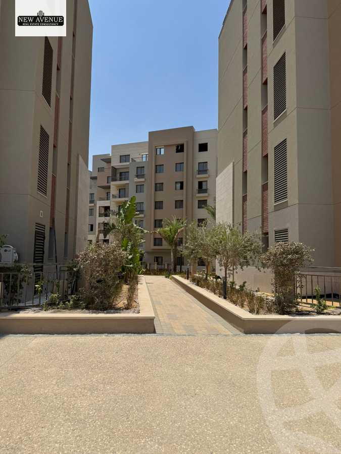 https://aqarmap.com.eg/ar/listing/6208078-for-sale-cairo-new-cairo-compounds-district-5-the-plateau-district-5