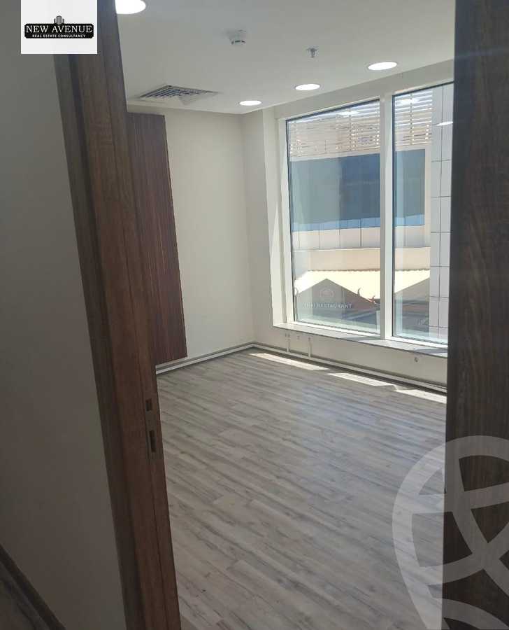 https://aqarmap.com.eg/ar/listing/6208208-for-rent-cairo-new-cairo-compounds-tryfywm-skwyr-mwl-nm-llttwyr