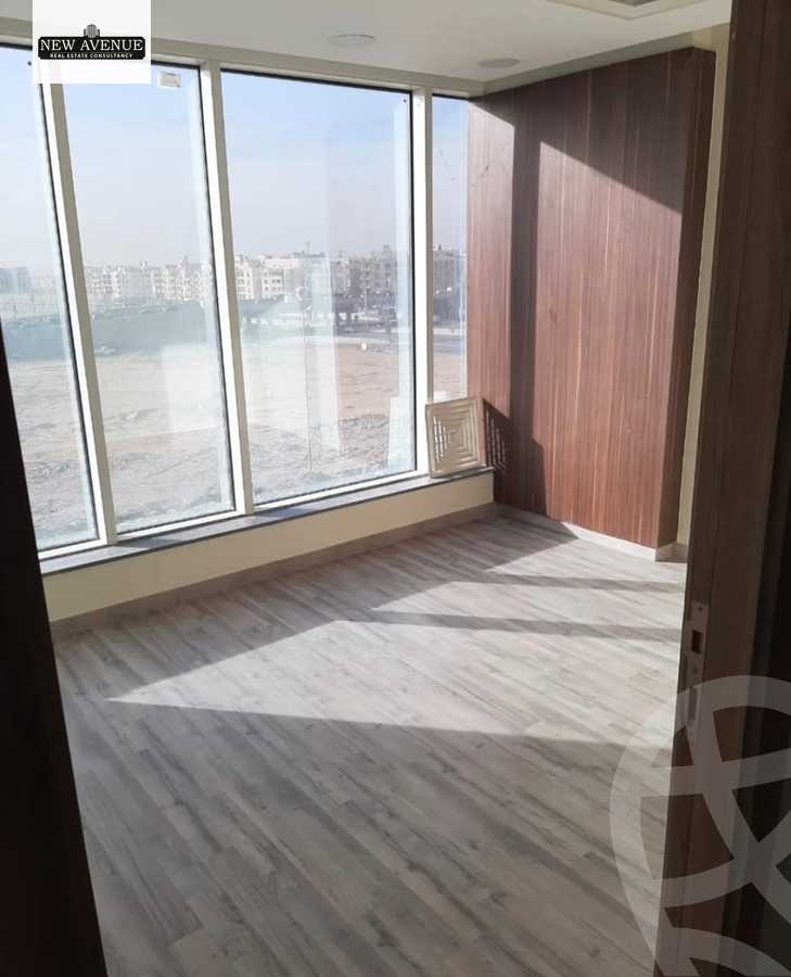 https://aqarmap.com.eg/ar/listing/6208208-for-rent-cairo-new-cairo-compounds-tryfywm-skwyr-mwl-nm-llttwyr