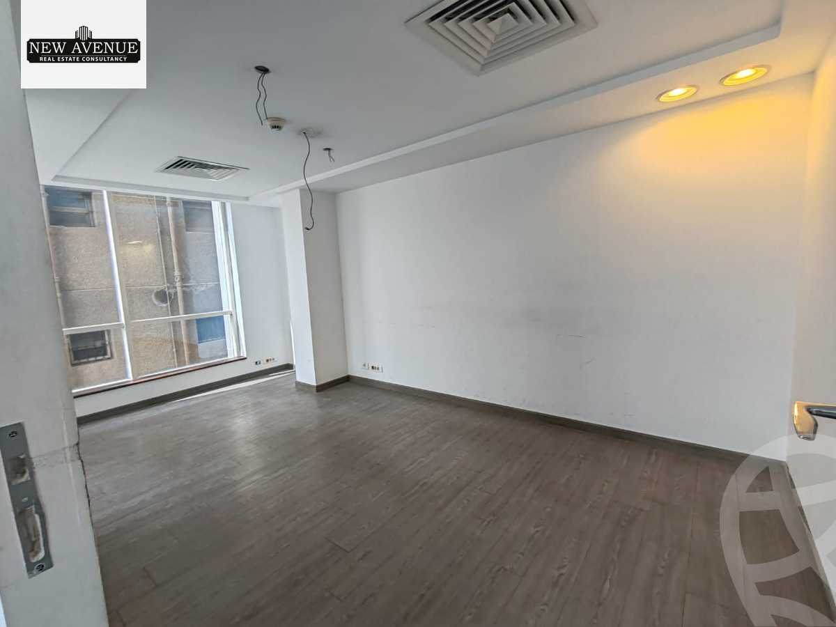 https://aqarmap.com.eg/ar/listing/6208212-for-rent-cairo-new-cairo-compounds-tryfywm-skwyr-mwl-nm-llttwyr