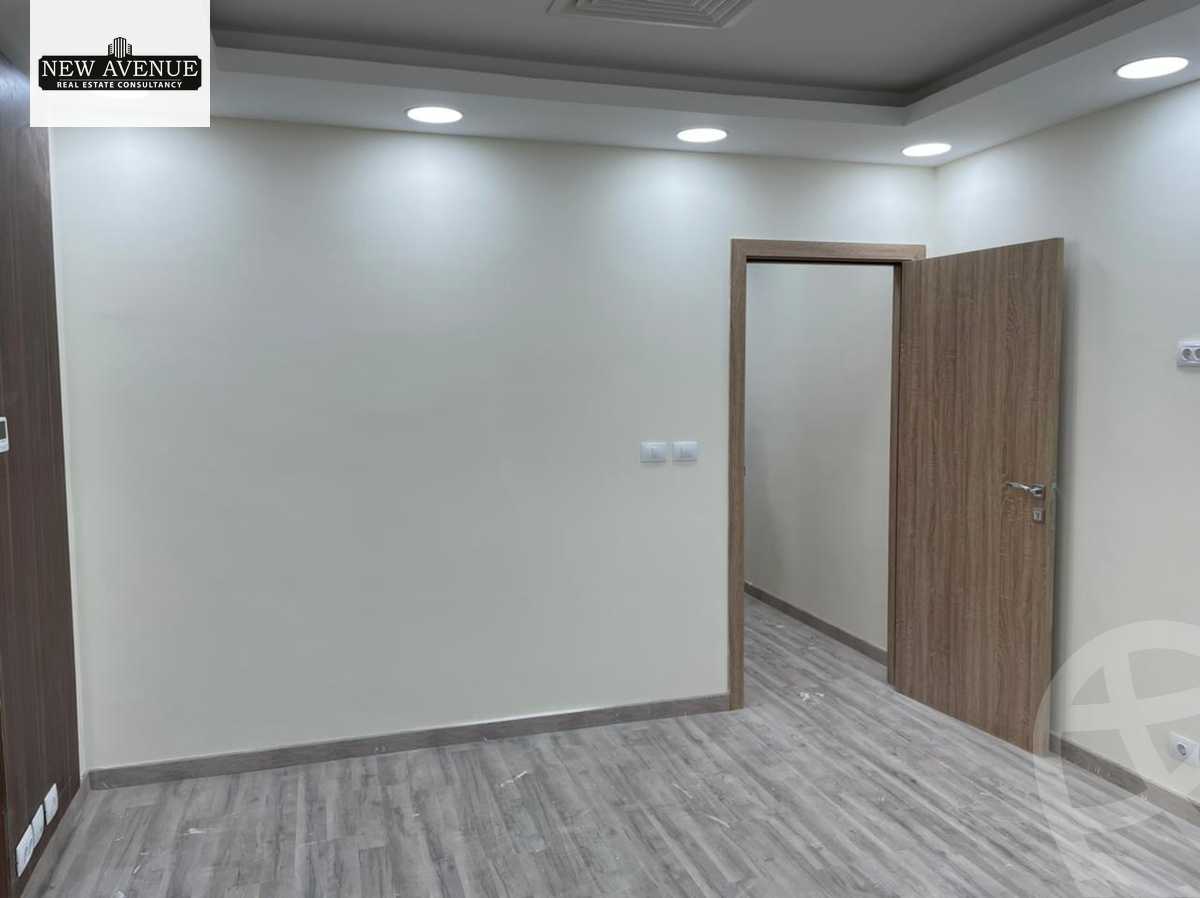 https://aqarmap.com.eg/ar/listing/6208212-for-rent-cairo-new-cairo-compounds-tryfywm-skwyr-mwl-nm-llttwyr