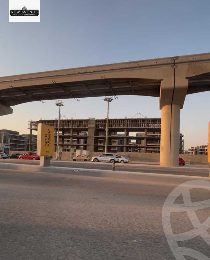 https://aqarmap.com.eg/ar/listing/6208572-for-sale-cairo-new-cairo-compounds-golden-hub-mall-golden-view