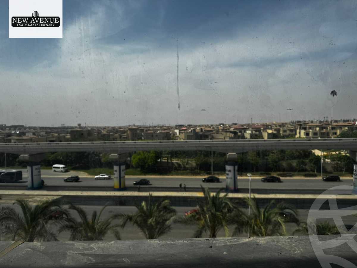https://aqarmap.com.eg/en/listing/6208714-for-sale-cairo-new-cairo-compounds-lakeview-residence
