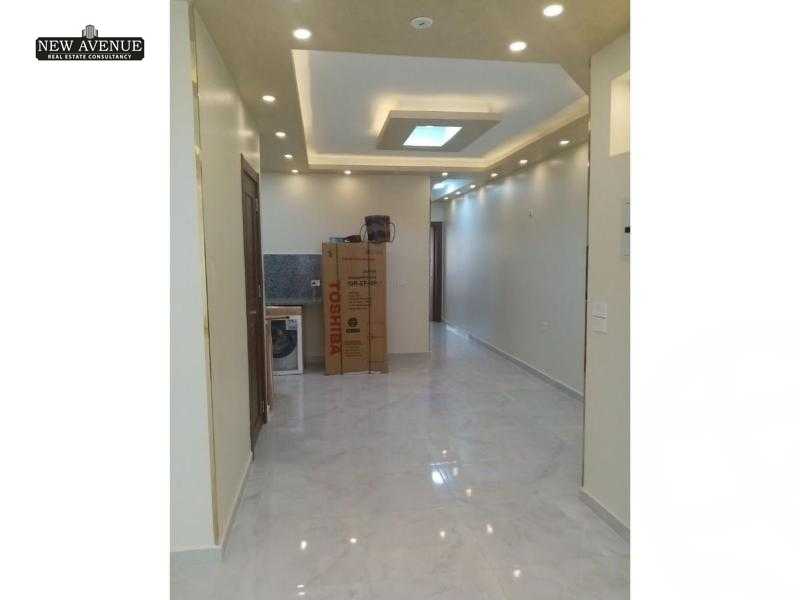 https://aqarmap.com.eg/ar/listing/6208769-for-sale-cairo-new-cairo-compounds-mountain-view-hyde-park