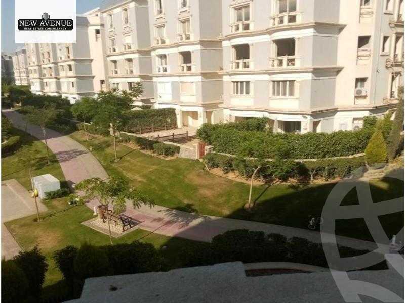 https://aqarmap.com.eg/ar/listing/6208769-for-sale-cairo-new-cairo-compounds-mountain-view-hyde-park