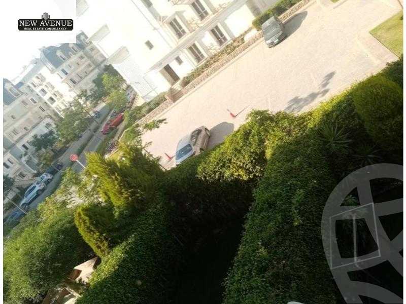 https://aqarmap.com.eg/ar/listing/6208769-for-sale-cairo-new-cairo-compounds-mountain-view-hyde-park