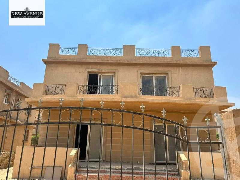 https://aqarmap.com.eg/ar/listing/6208880-for-sale-cairo-el-shorouk-compounds-maxim-residence