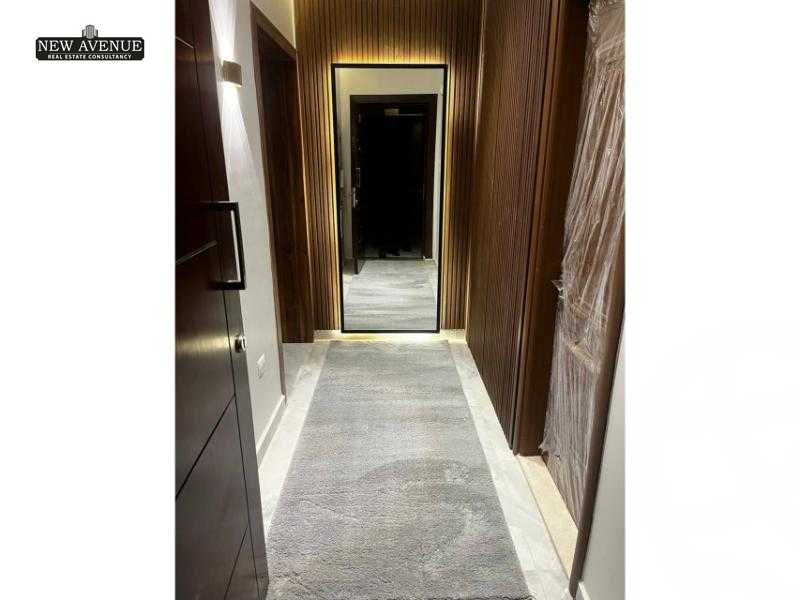 https://aqarmap.com.eg/ar/listing/6209717-for-sale-cairo-new-cairo-compounds-moon-valley