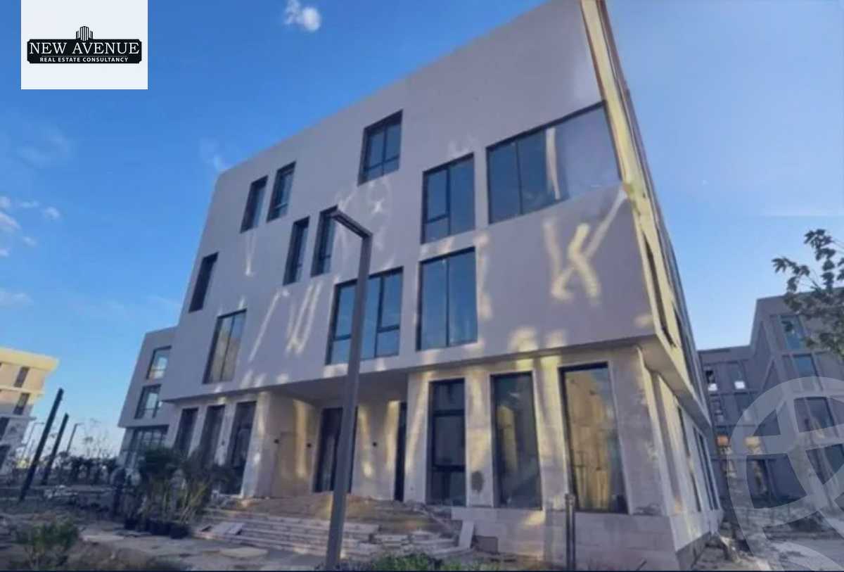 https://aqarmap.com.eg/ar/listing/6213282-for-sale-cairo-el-sheikh-zayed-city-compounds-kmbwnd-fyldj-wyst-dr-llttwyr
