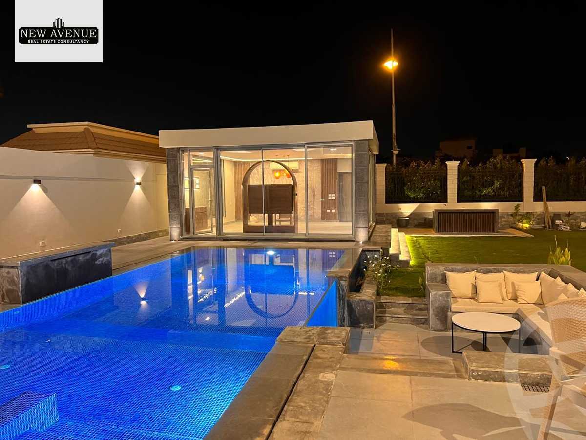 https://aqarmap.com.eg/en/listing/6213769-for-sale-cairo-el-sheikh-zayed-city-compounds-royal-city