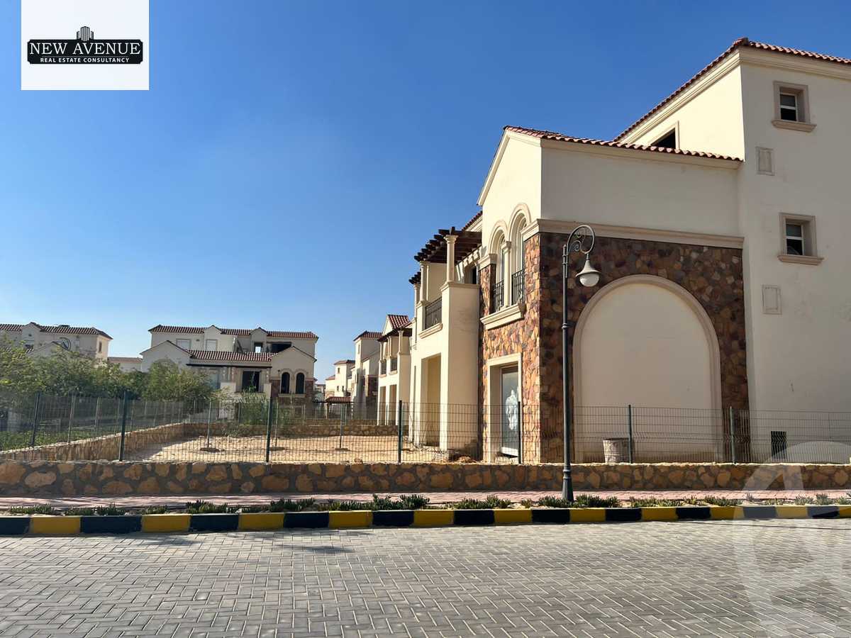 https://aqarmap.com.eg/ar/listing/6214934-for-sale-cairo-el-shorouk-compounds-divina-gardens